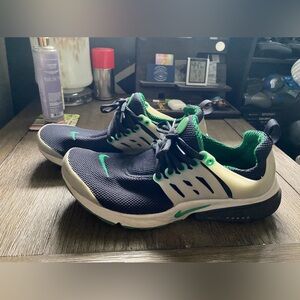 Nike Air Presto Essential